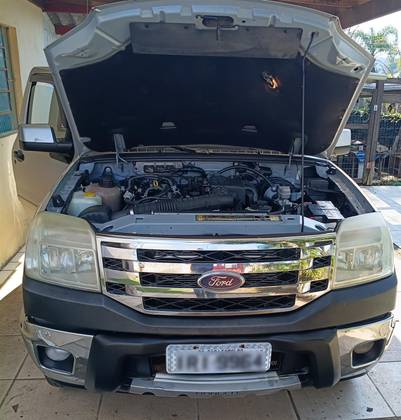 FORD RANGER 2.3 XLT 16V 4X2 CD GASOLINA 4P MANUAL FORD RANGER 2.3 XLT 16V 4X2 CD GASOLINA 4P MANUAL